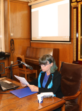 Ирена Кръстева